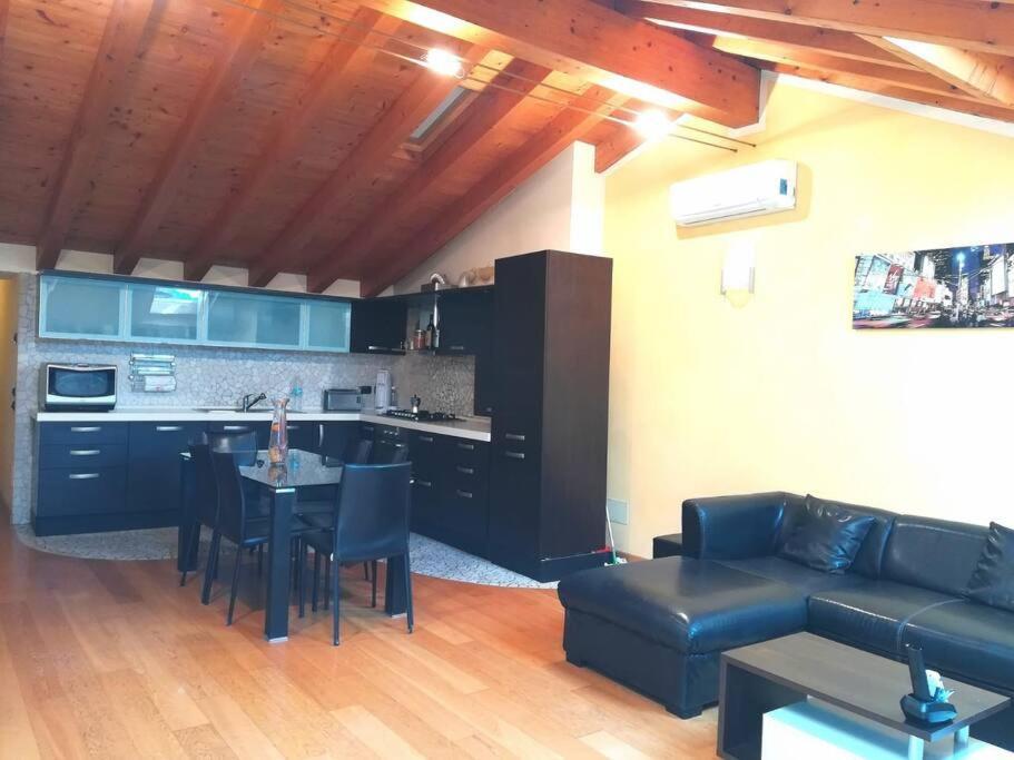 La Corte House Salò Buitenkant foto